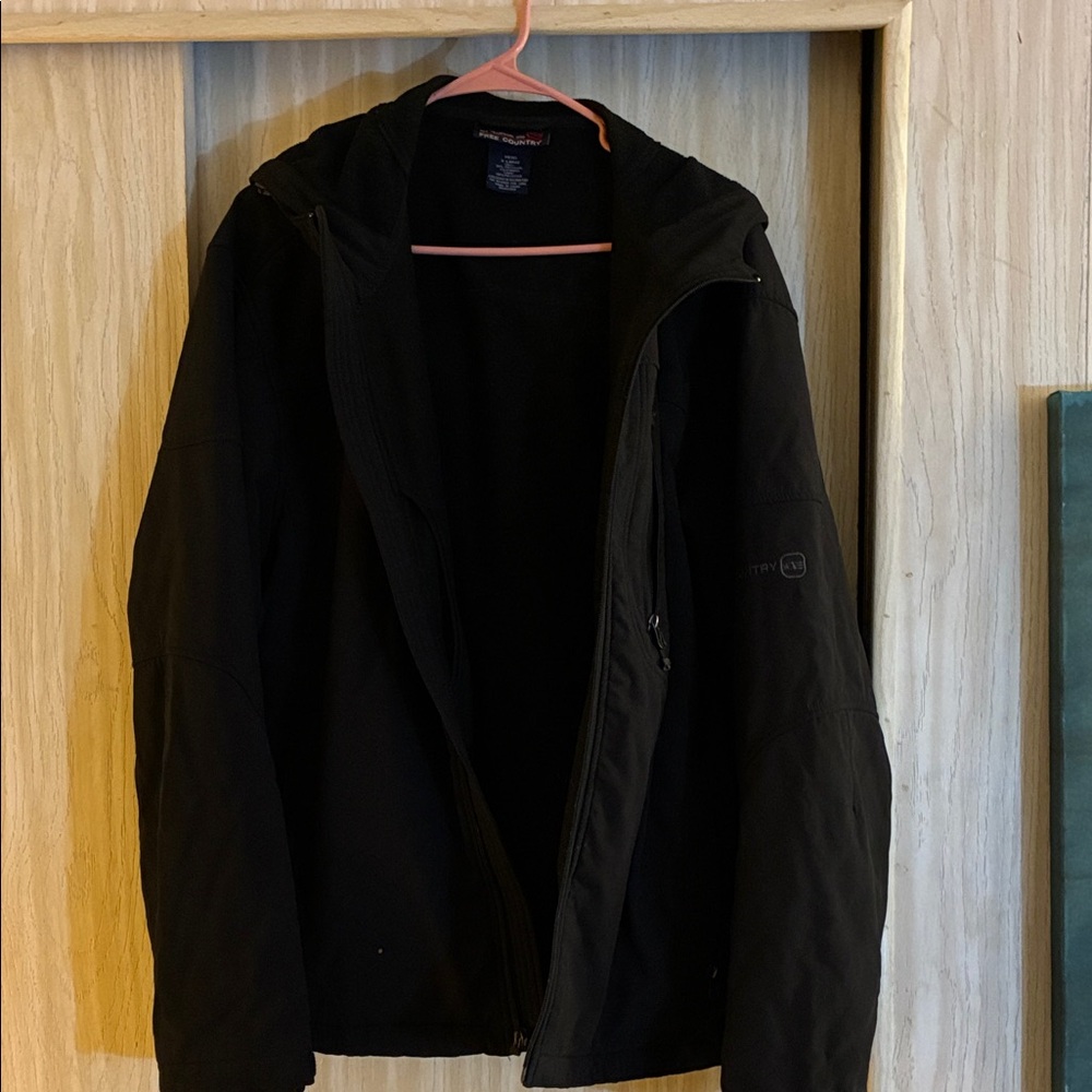 //Free Country Men's Black Performance Jacket